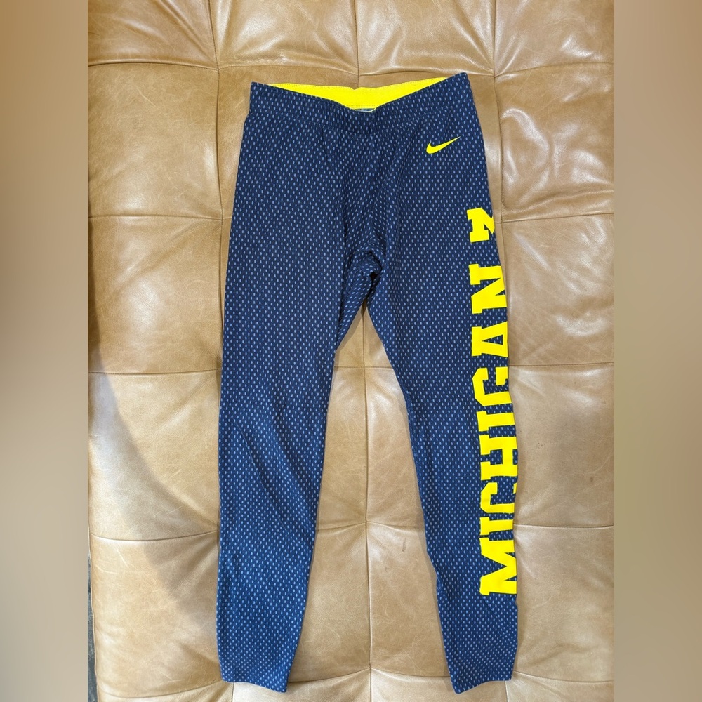 University of Michigan Maize & Blue Nike Leggings Size Small